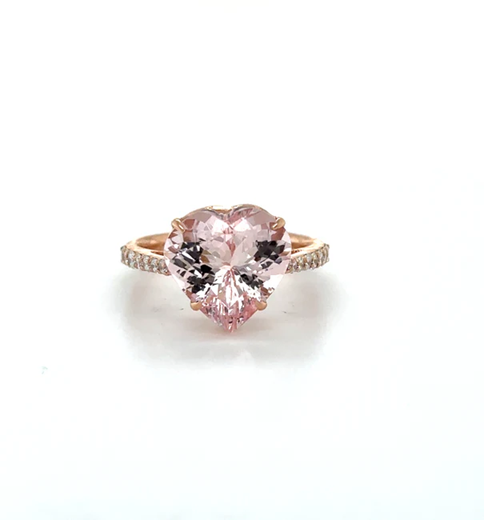 14KT ROSE GOLD HEART SHAPE MORGANITE AND DIAMONDS RING