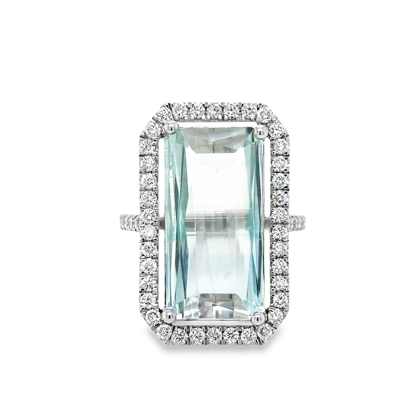 14KT WHITE GOLD AQUAMARINE AND DIAMONDS RING