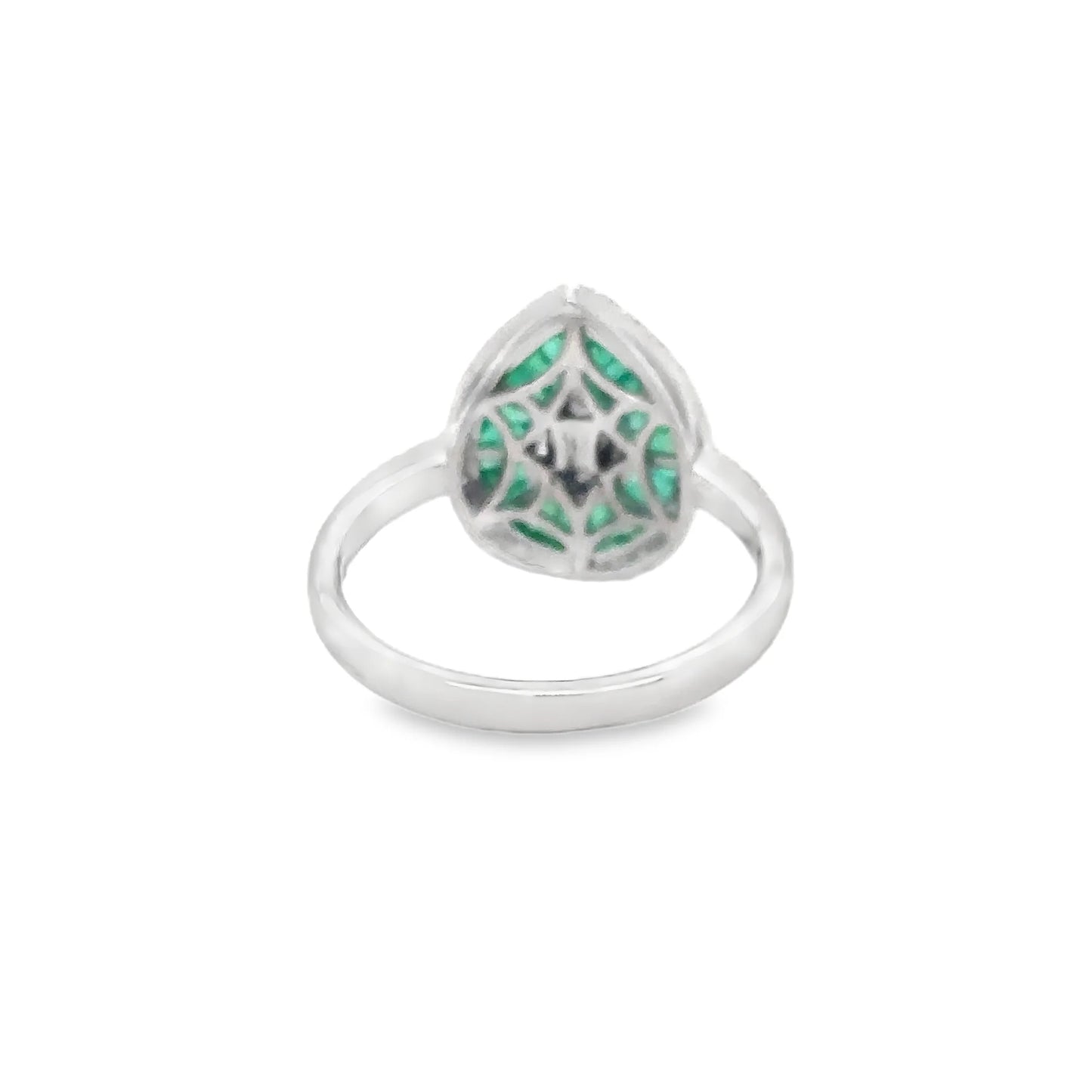 14KT WHITE GOLD EMERALD AND DIAMONDS PEAR SHAPE RING