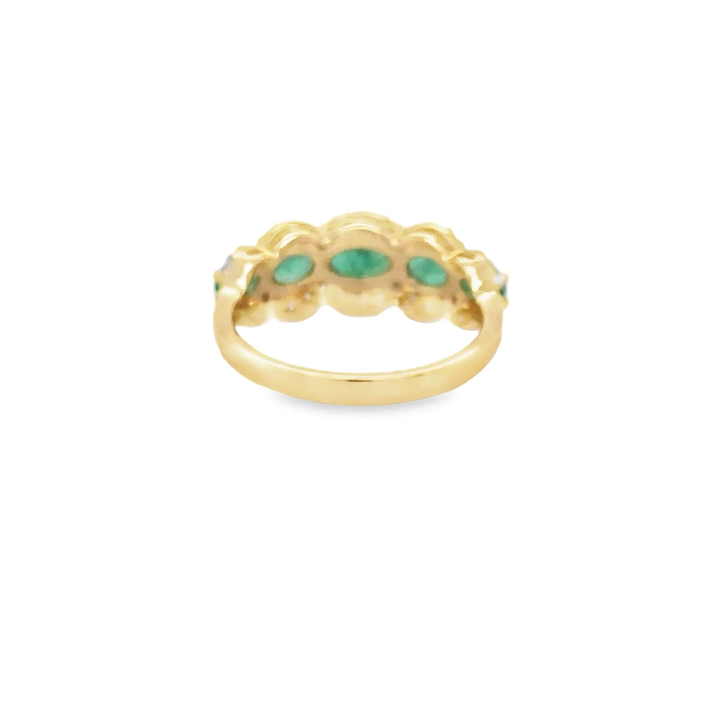 14KT YELLOW GOLD EMERALD AND DIAMONDS RING