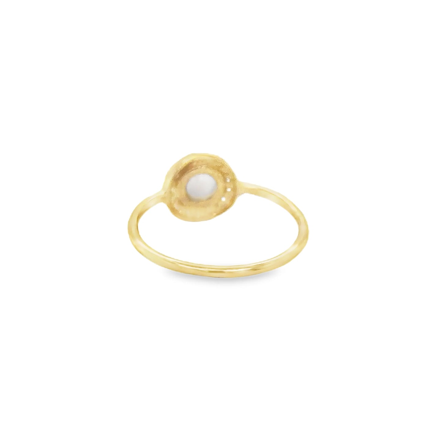 14KT YELLOW GOLD MOTHER OF PEARL RING WITH DIAMONDS