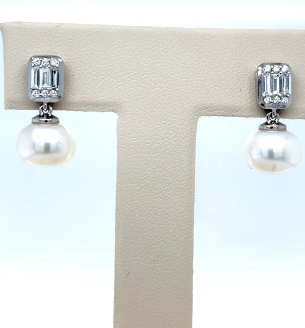 14KT WHITE GOLD FRESH WATER PEARL AND DIAMOND EARRING