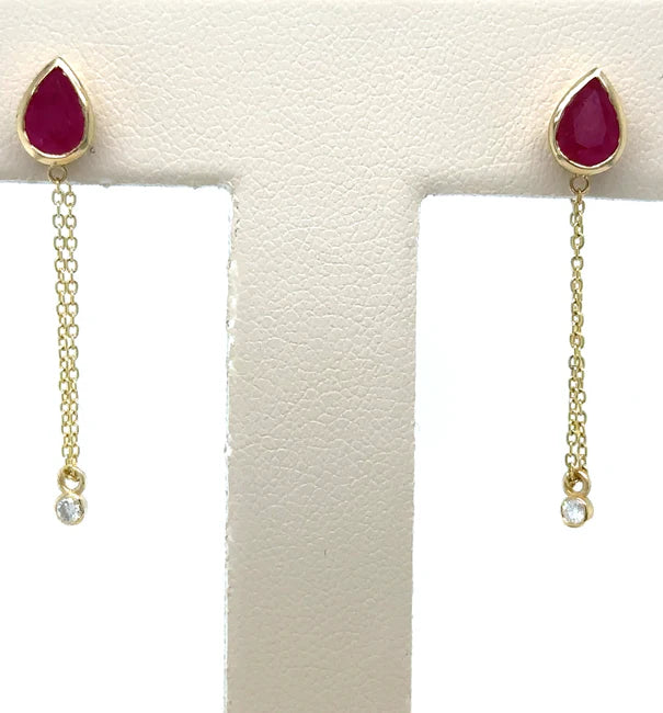 14KT YELLOW GOLD RUBY PEAR SHAPE EARRING