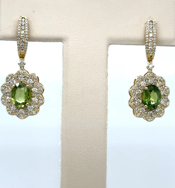14KT YELLOW GOLD EMERALD AND DIAMOND EARRING