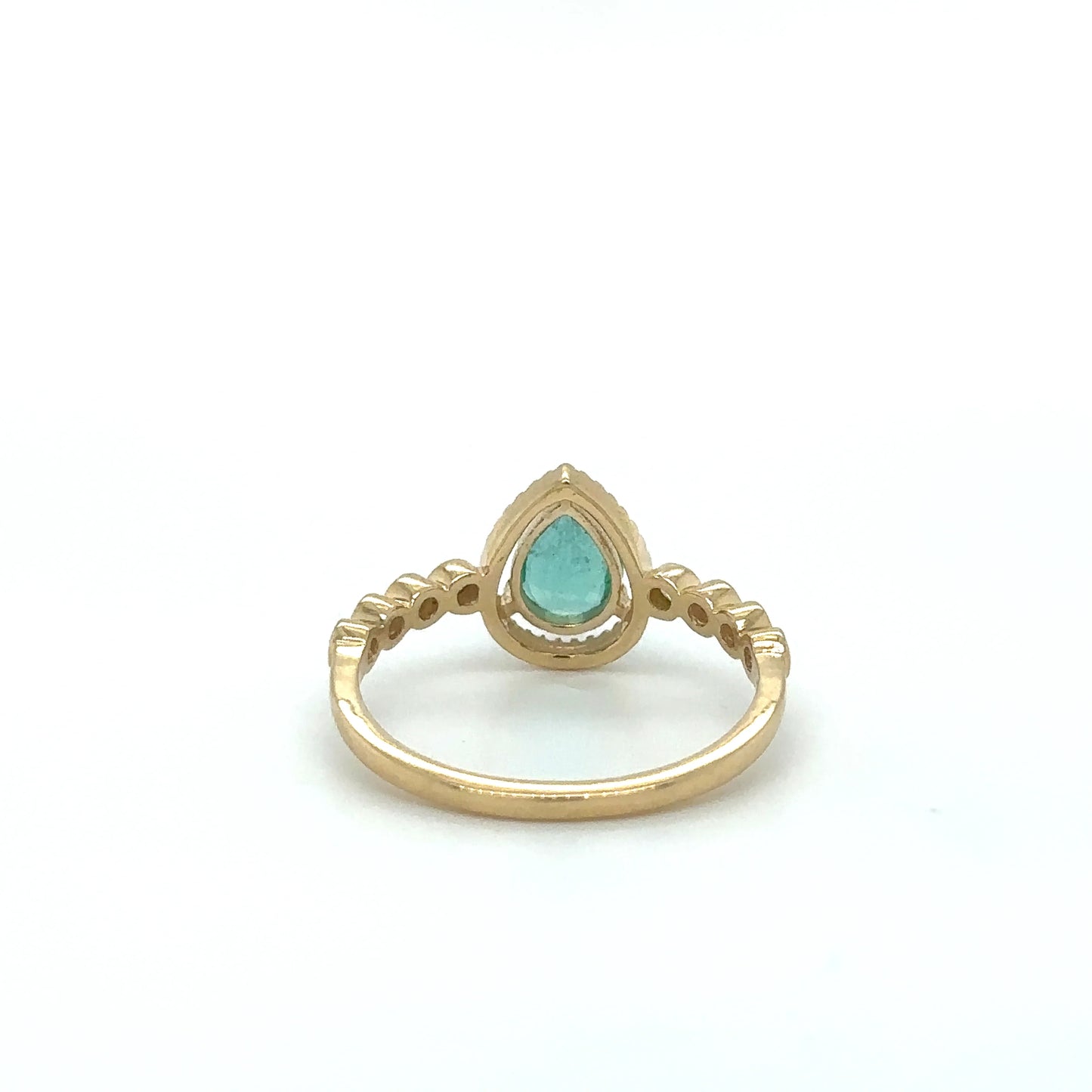 YELLOW GOLD EMERALD RING WITH DIAMONDS