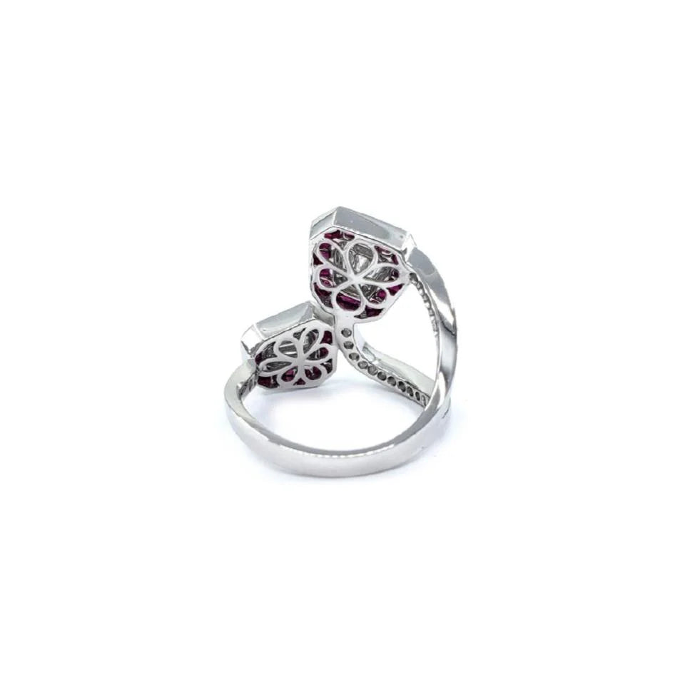 18KT WHITE GOLD RUBY AND DIAMOND RING
