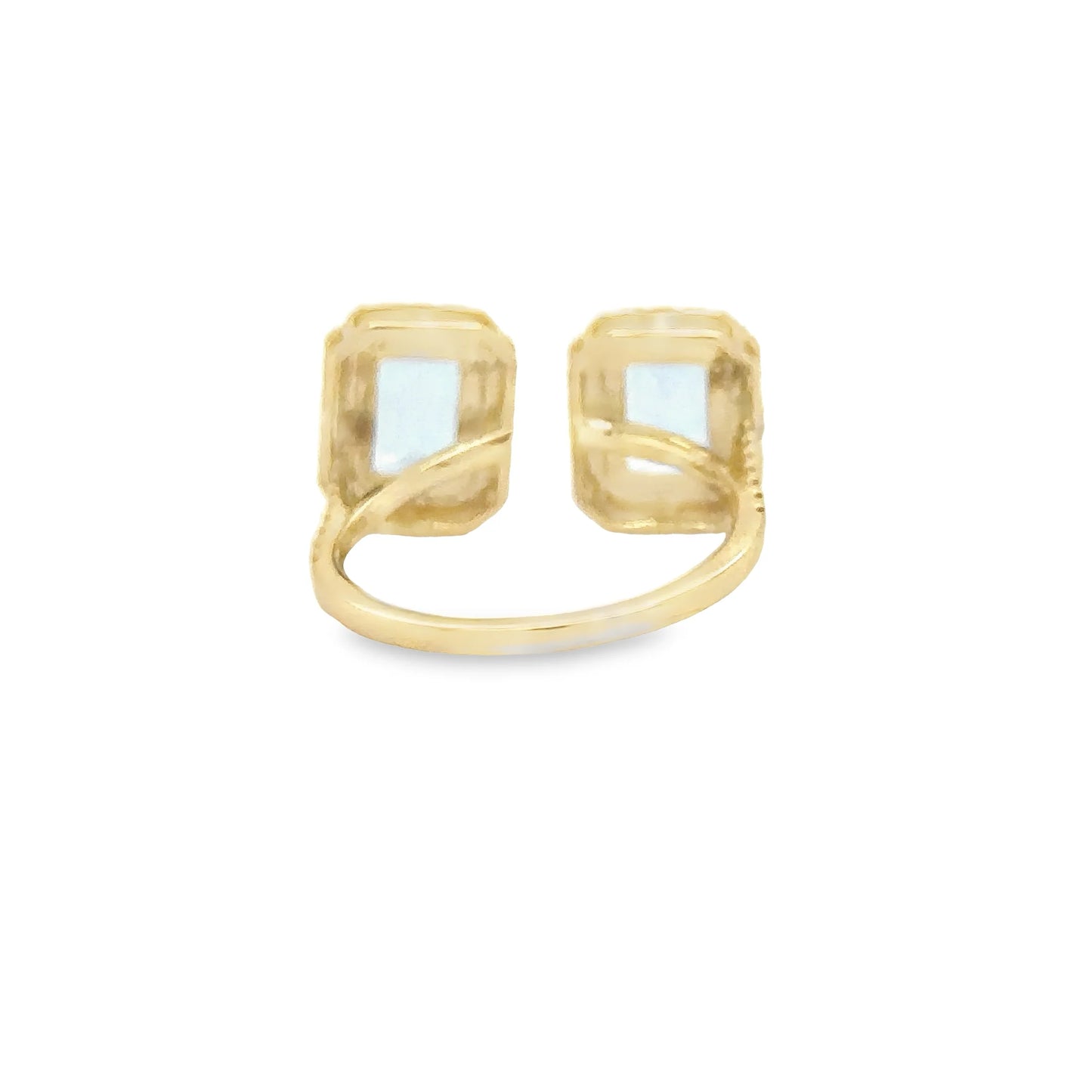 14KT YELLOW GOLD AQUAMARINE RING WITH DIAMONDS