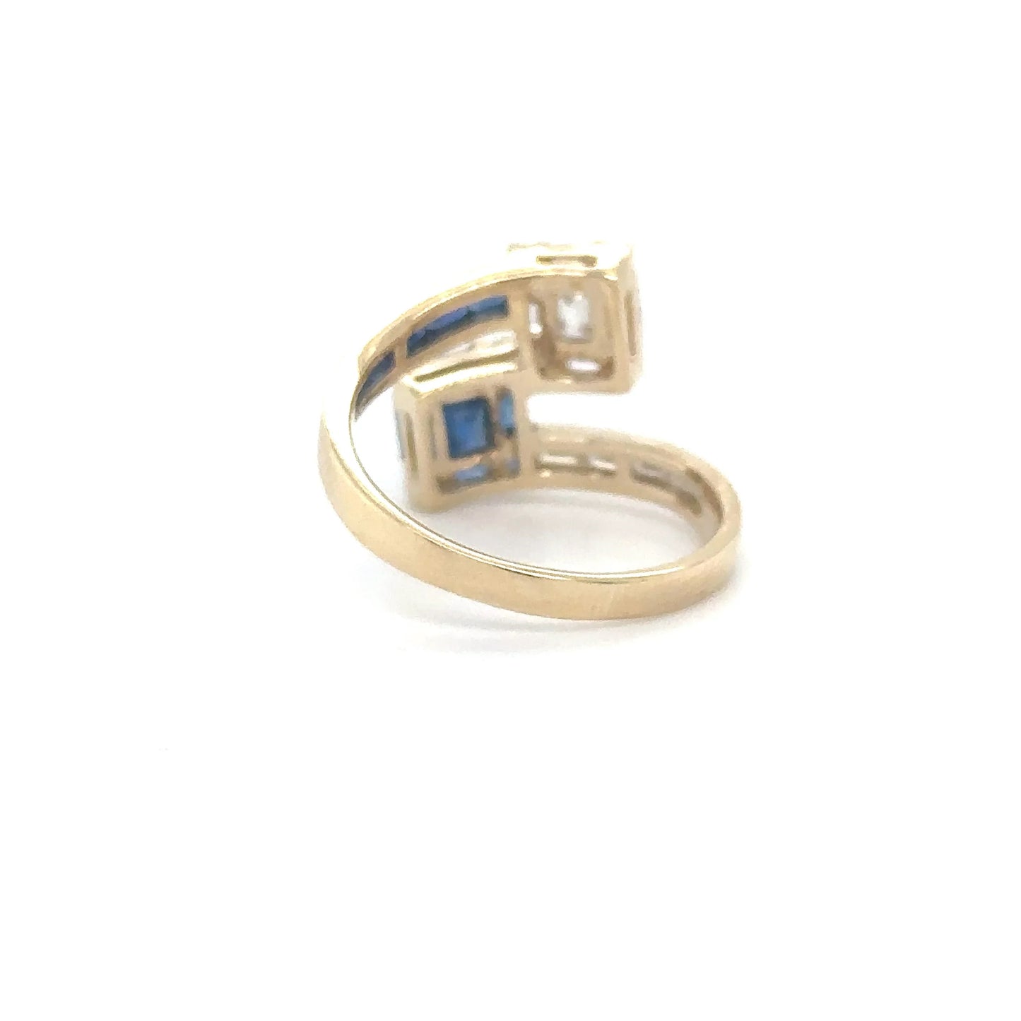 14KT YELLOW GOLD SAPPHIRE DIAMOND RING