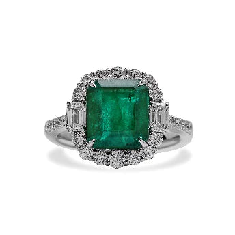 18KT WHITE GOLD EMERALD AND DIAMONDS RING