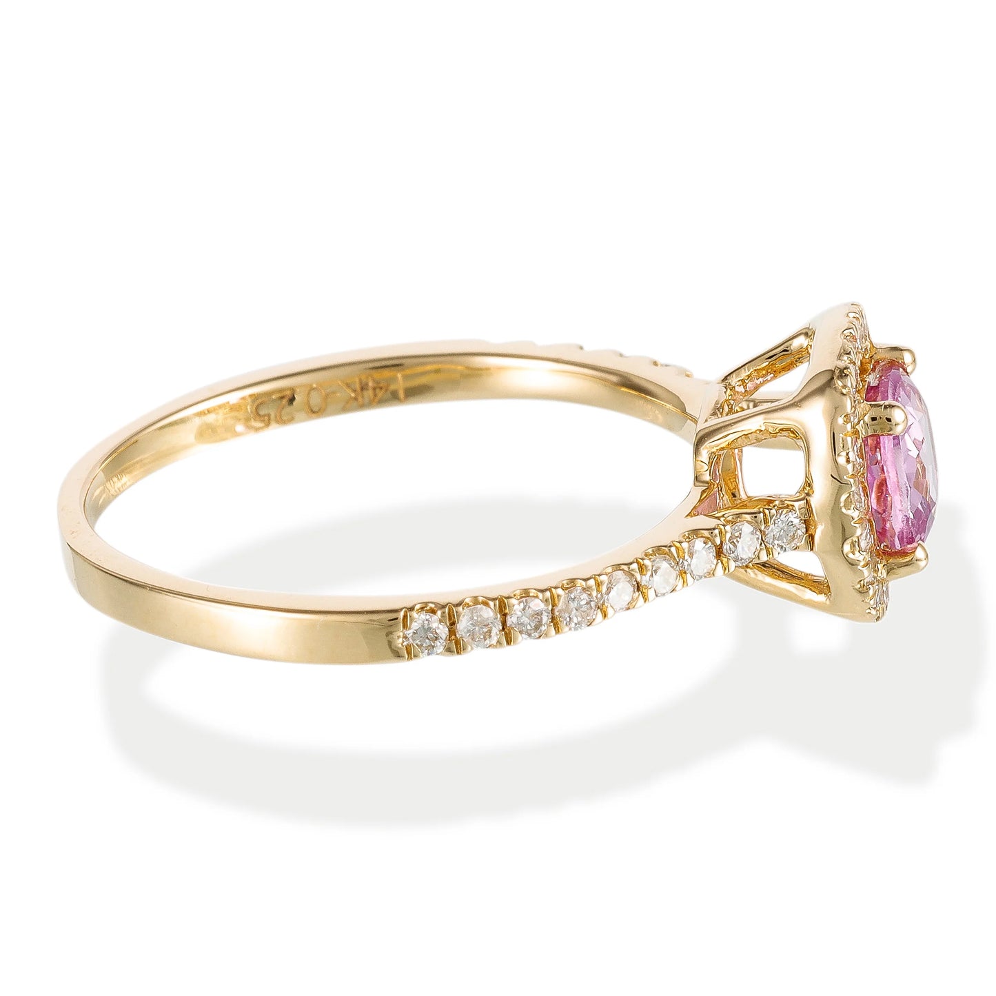 DIAMOND / STONE CUSHION SHAPE RING