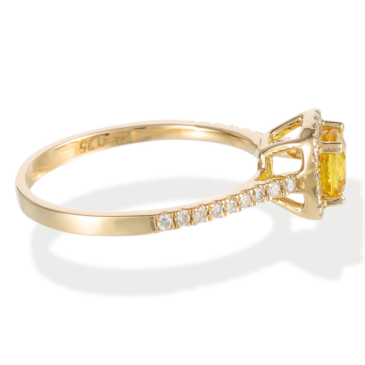 14KT YELLOW GOLD DIAMOND & YELLOW SAPPHIRE CUSHION SHAPE RING