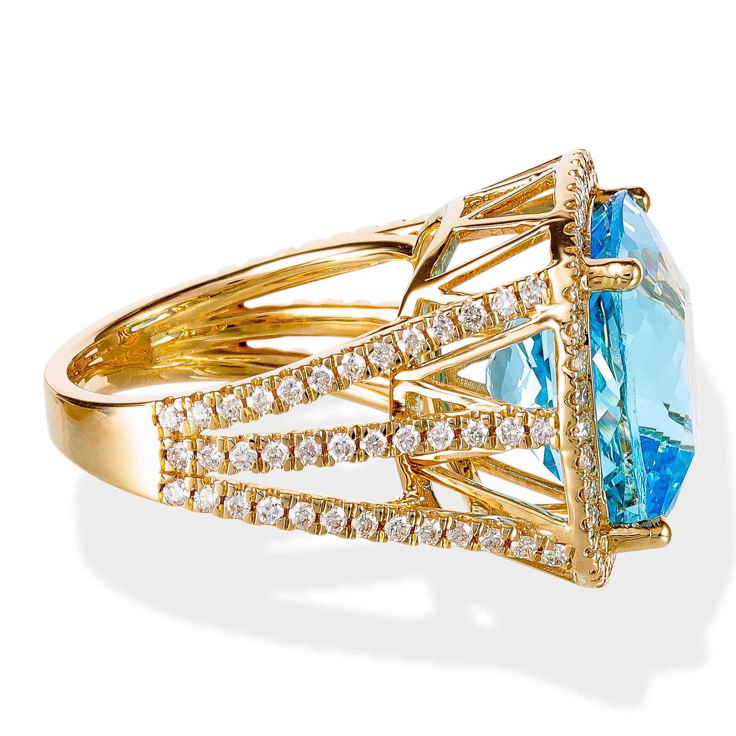 DIAMOND / STONE CUSHION SHAPE RING