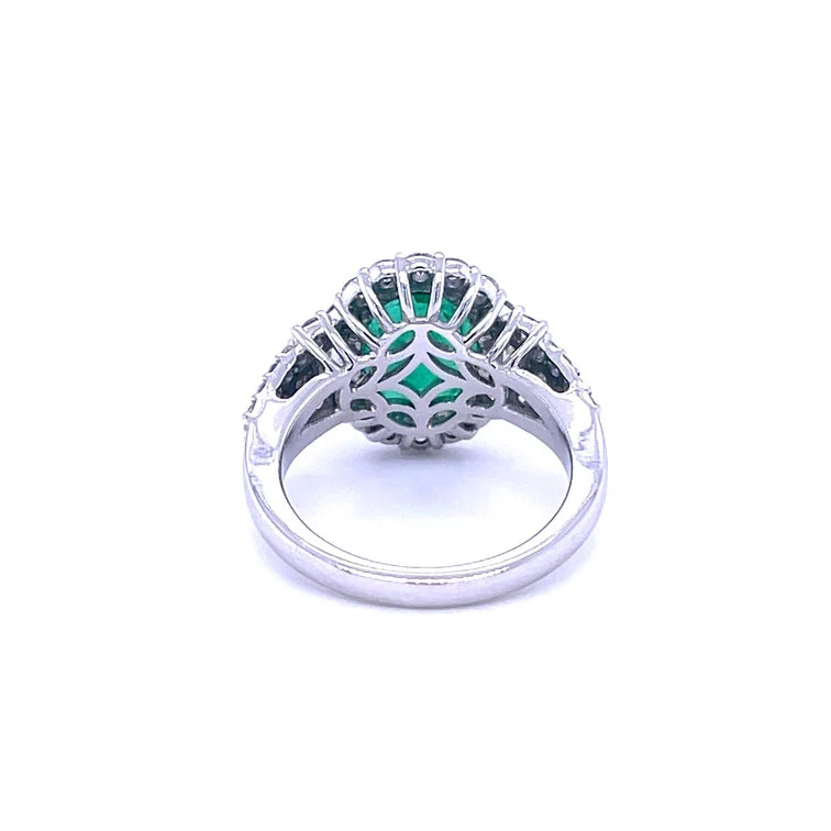 18KT WHITE GOLD EMERALD WITH DIAMOND RING