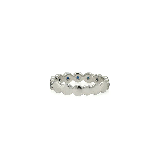 WHITE GOLD RING WITH SAPPHIRE AND DIAMONDS