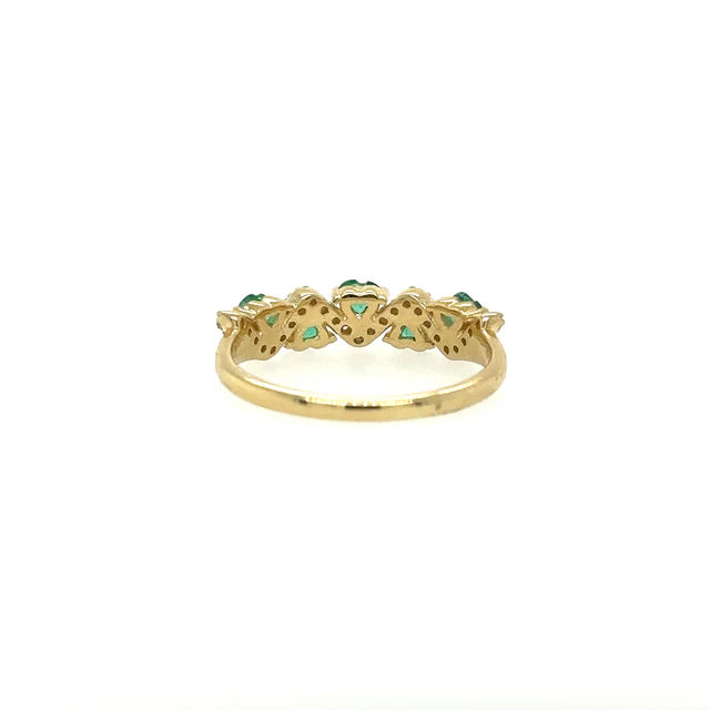 YELLOW GOLD RING WITH EMERALD AND DIAMONDS