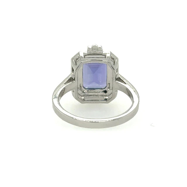 WHITE GOLD TANZANITE RING WITH DIAMONDS