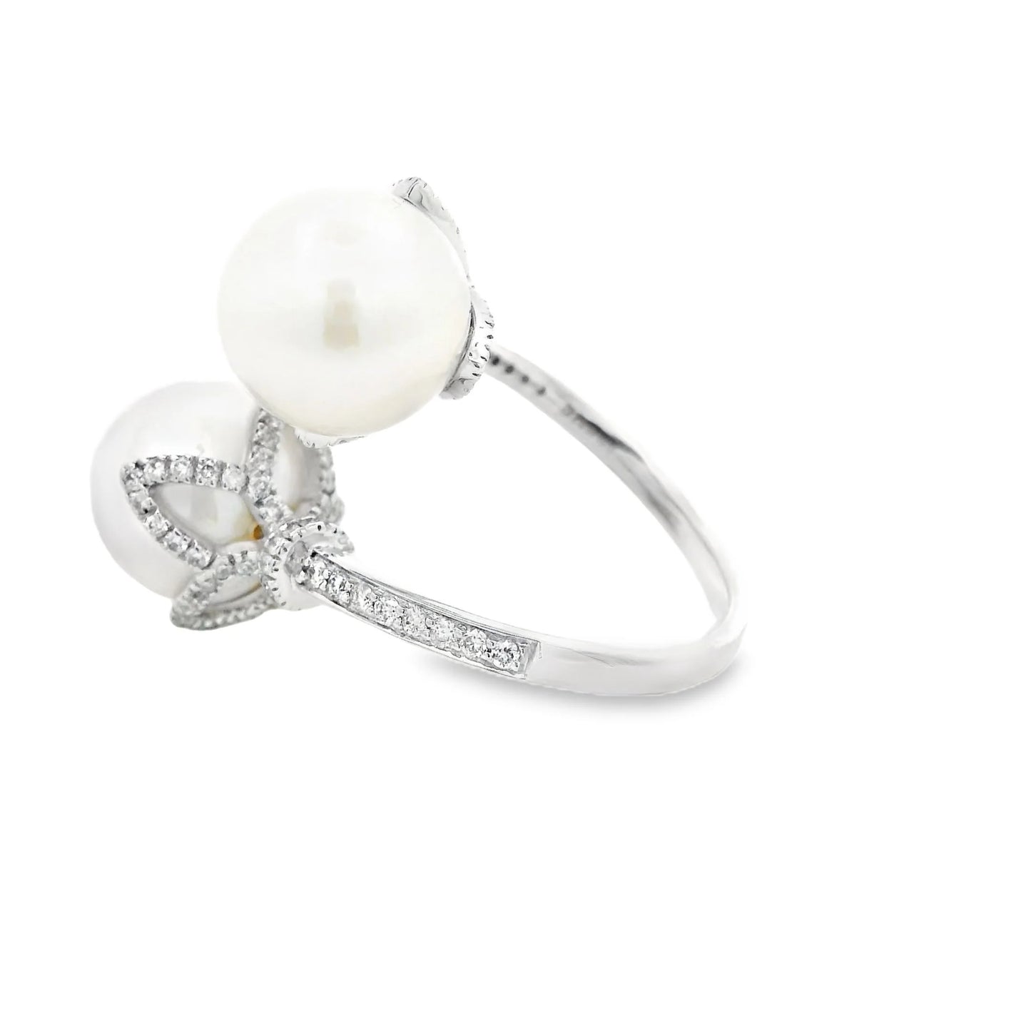 14KT WHITE GOLD FRESH WATER PEARL AND DIAMOND RING