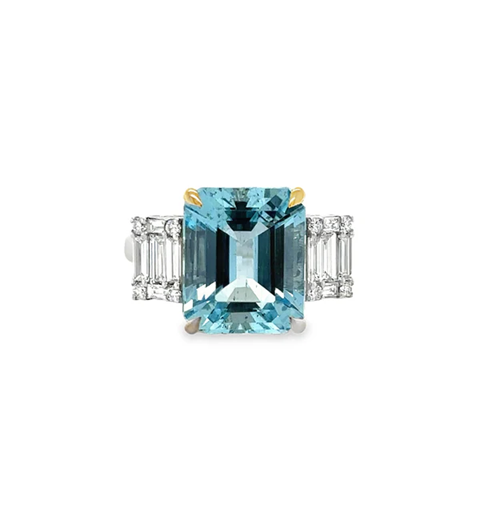 14KT WHITE GOLD AQUAMARINE AND DIAMONDS RING