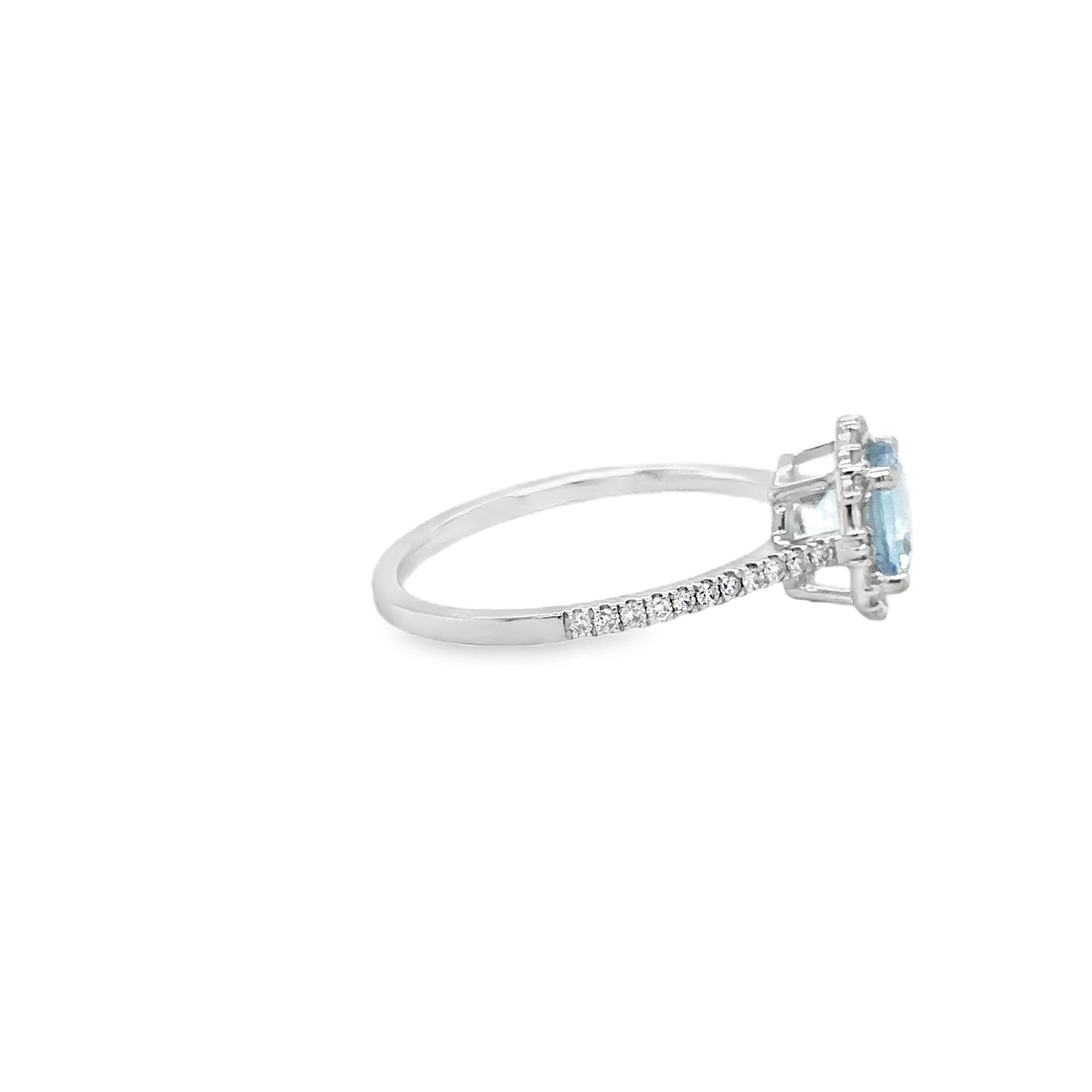 14KT WHITE GOLD AQUAMARINE AND DIAMONDS RING