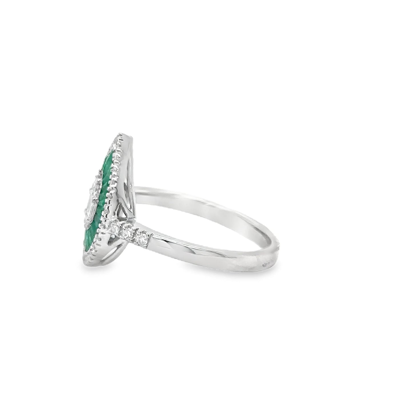 14KT WHITE GOLD EMERALD AND DIAMONDS PEAR SHAPE RING
