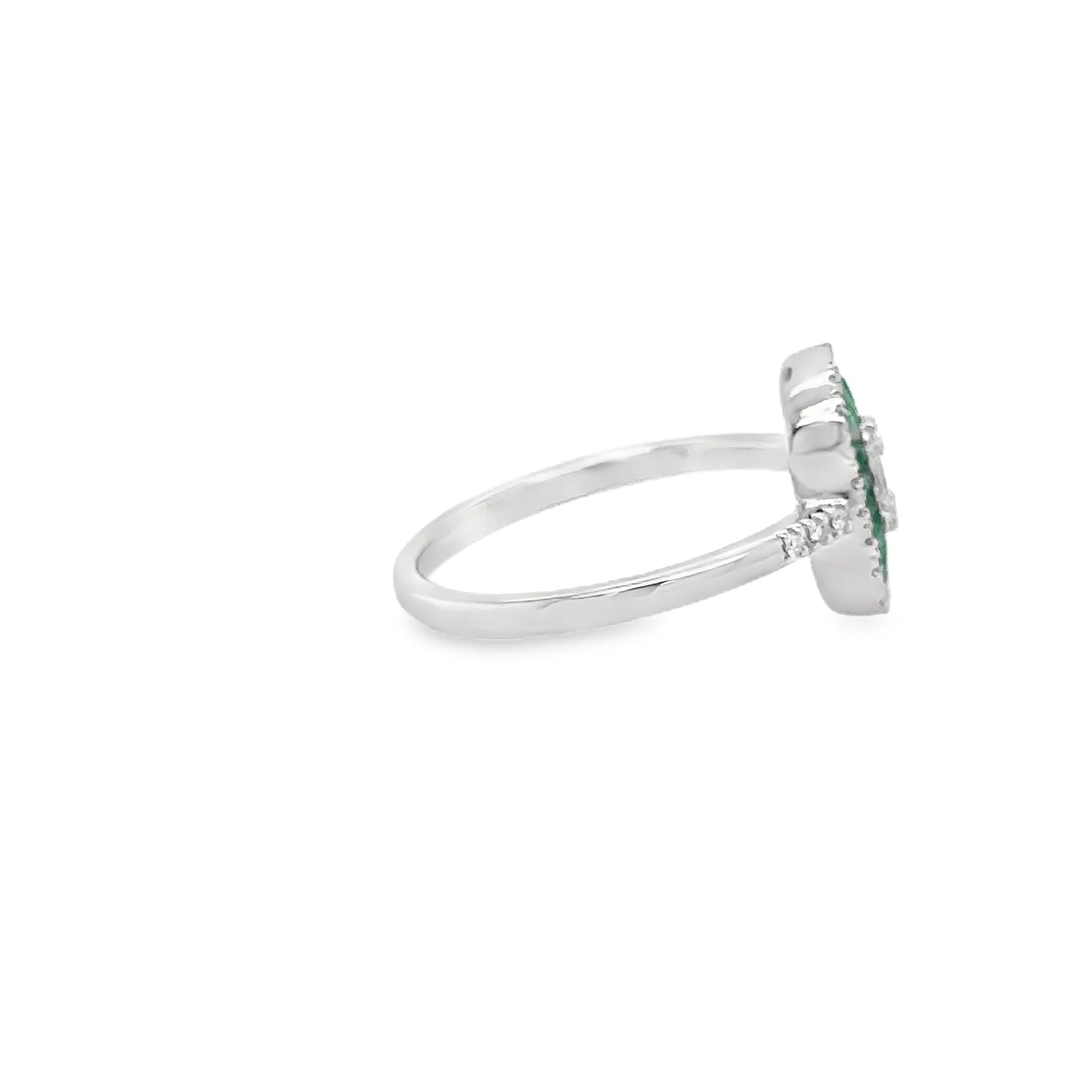 14KT WHITE GOLD EMERALD AND DIAMONDS RING
