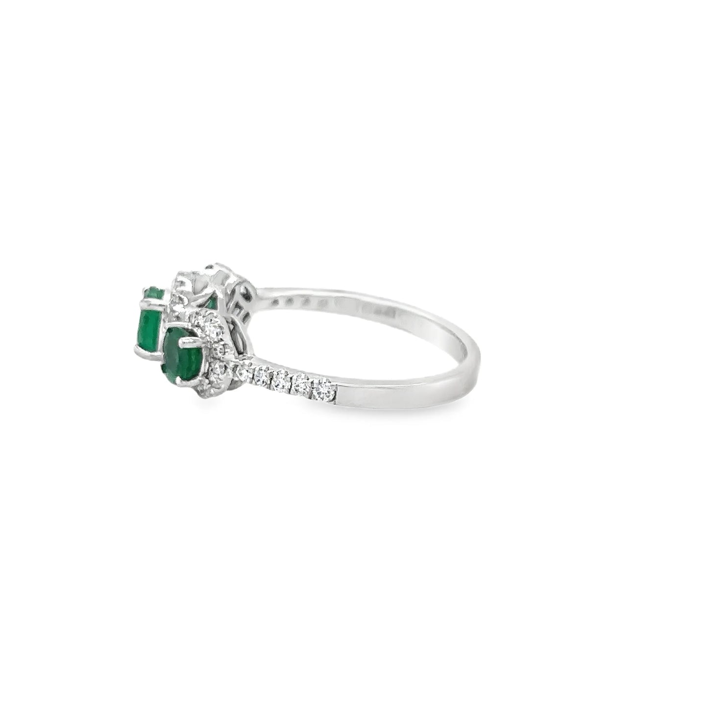 14KT WHITE GOLD EMERALD AND DIAMONDS RING