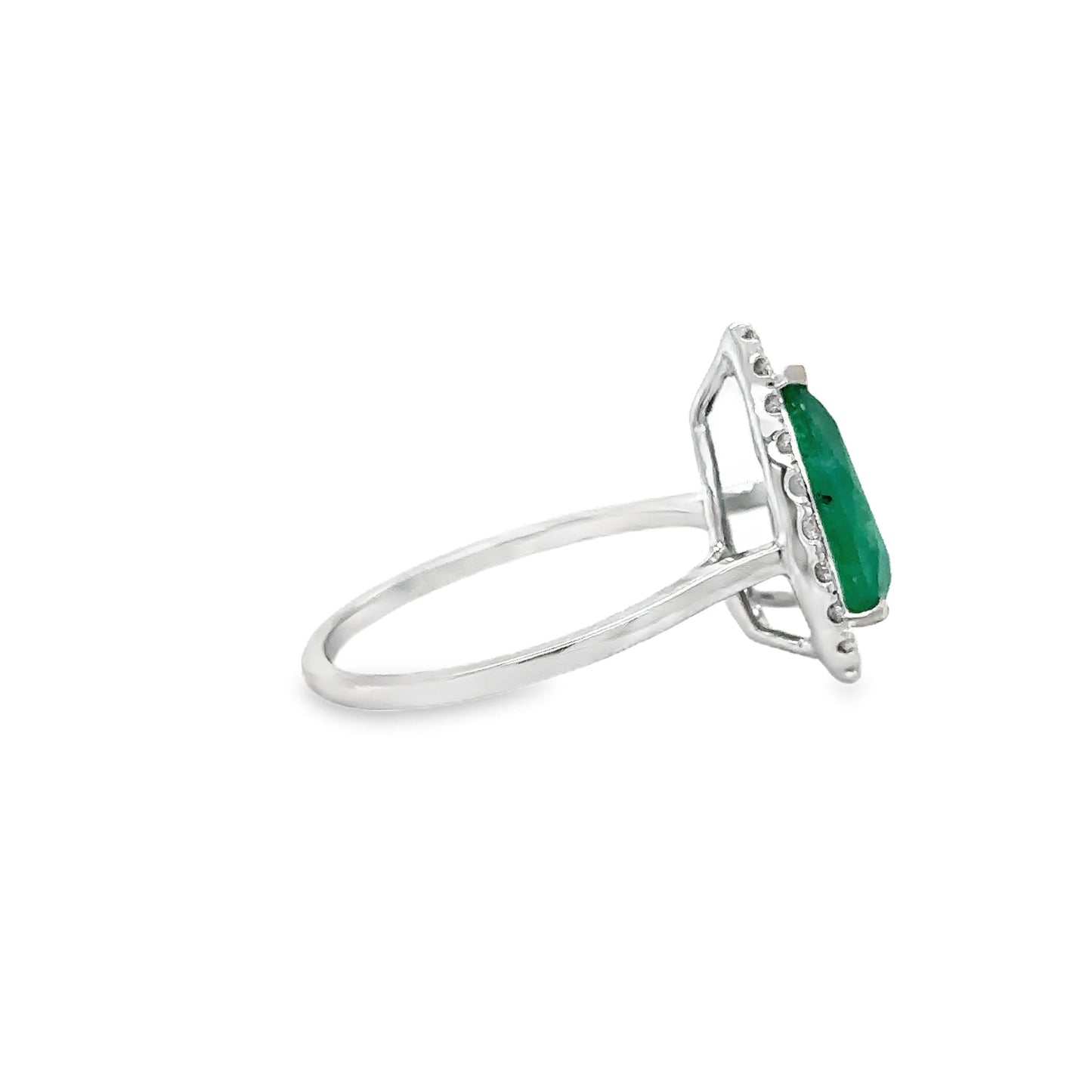 14KT WHITE GOLD EMERALD AND DIAMONDS RING