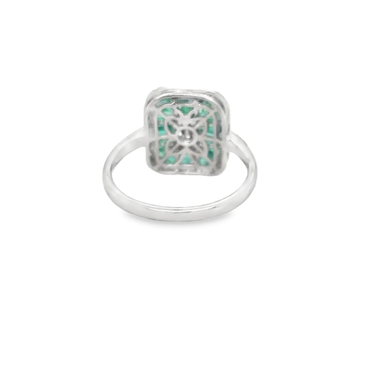 14KT WHITE GOLD EMERALD AND DIAMONDS RING