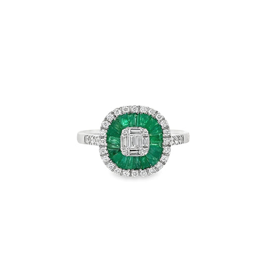 14KT WHITE GOLD EMERALD AND DIAMONDS RING