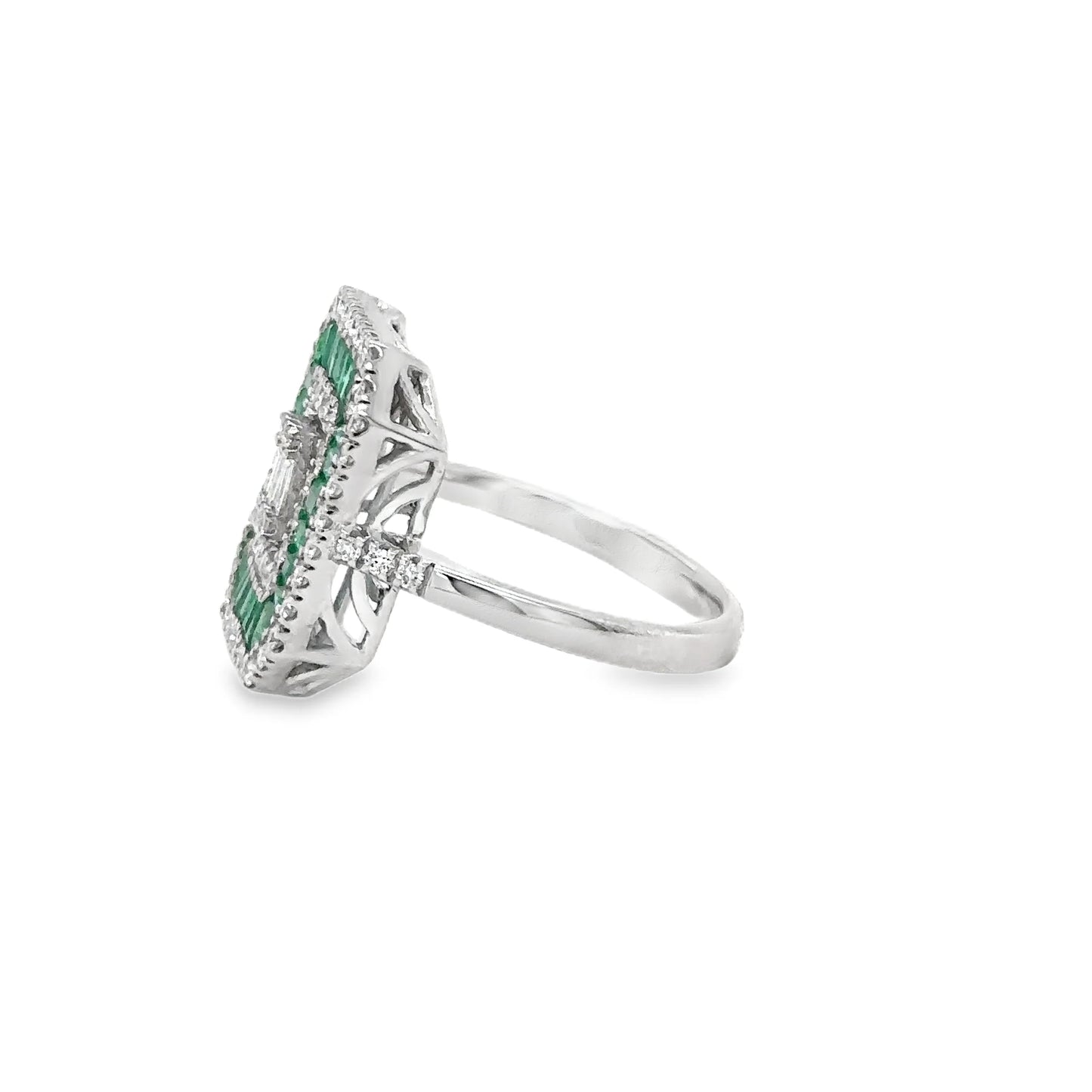 14KT WHITE GOLD EMERALD AND DIAMONDS RING