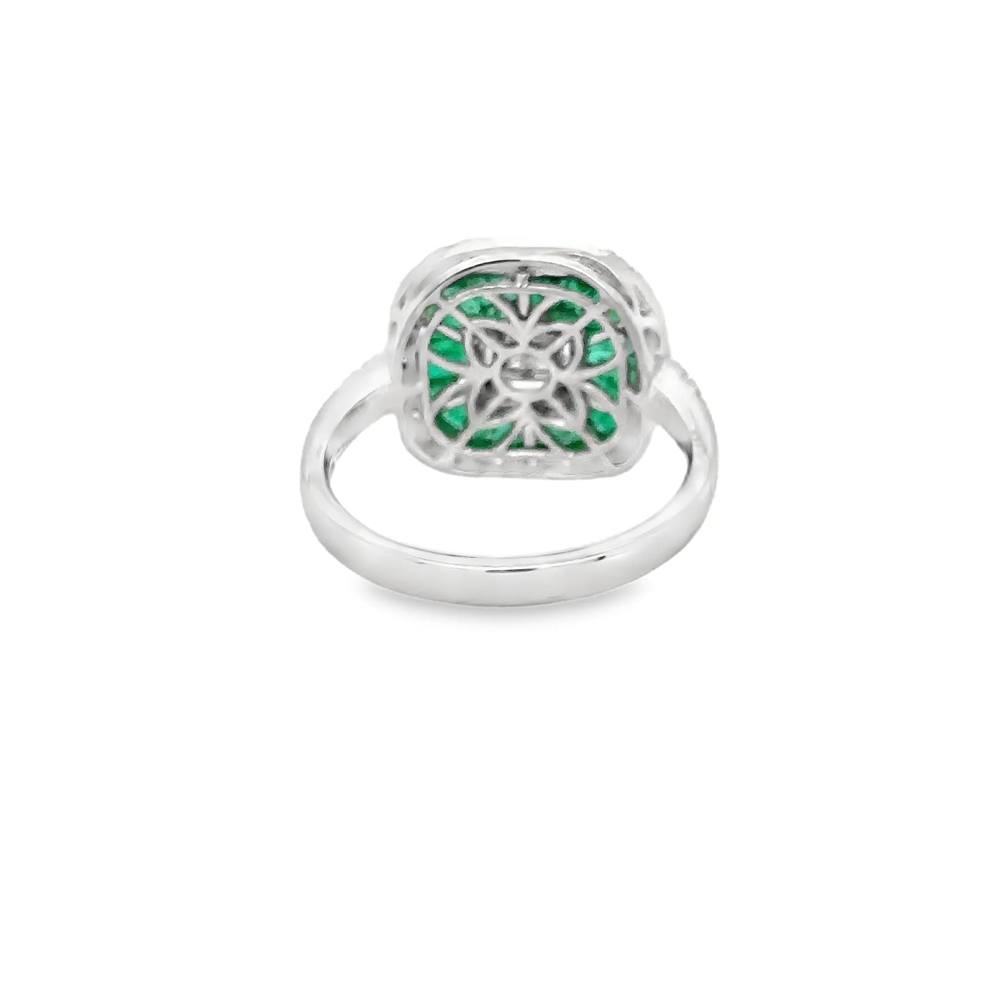 14KT WHITE GOLD EMERALD AND DIAMONDS RING