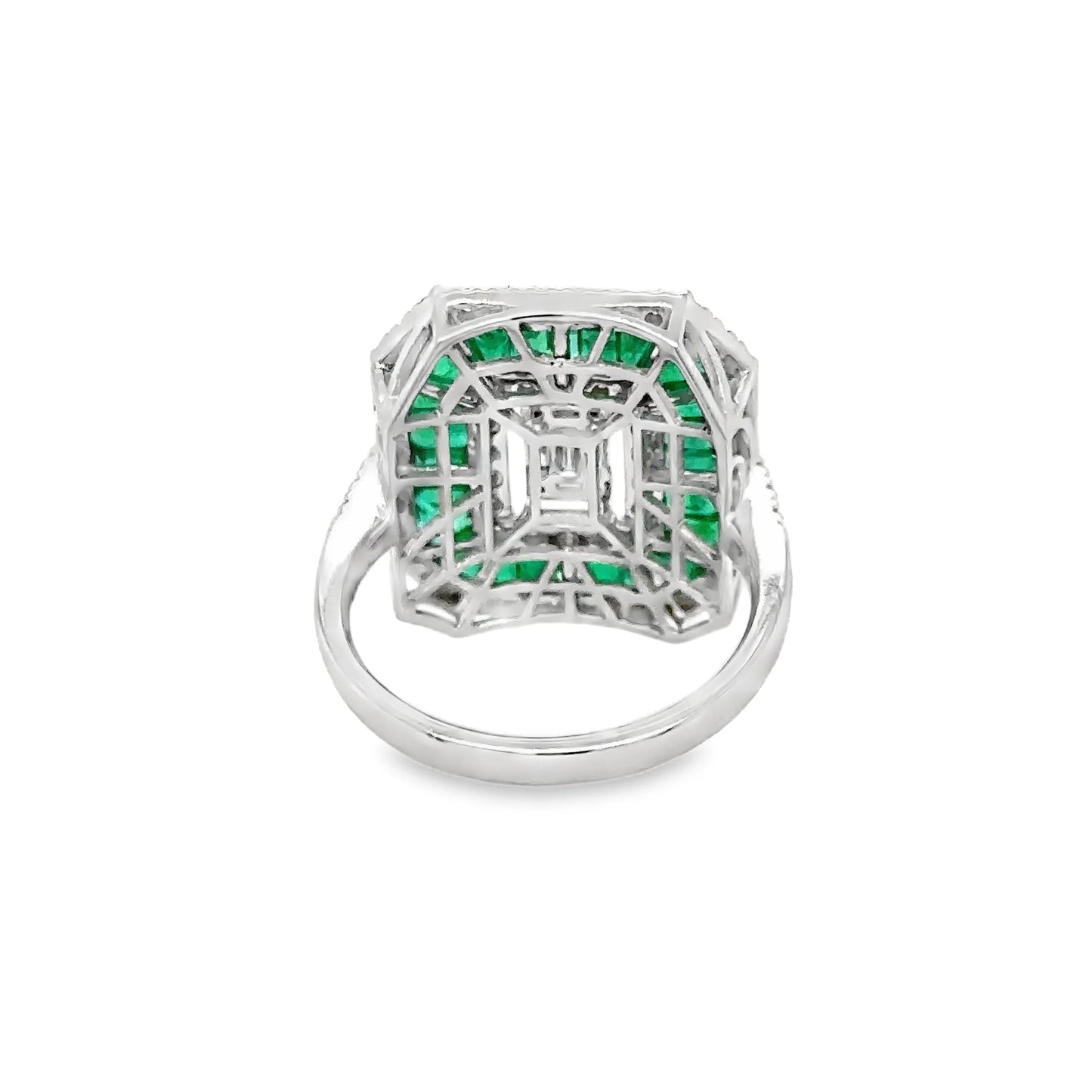 14KT WHITE GOLD EMERALD AND DIAMONDS RING