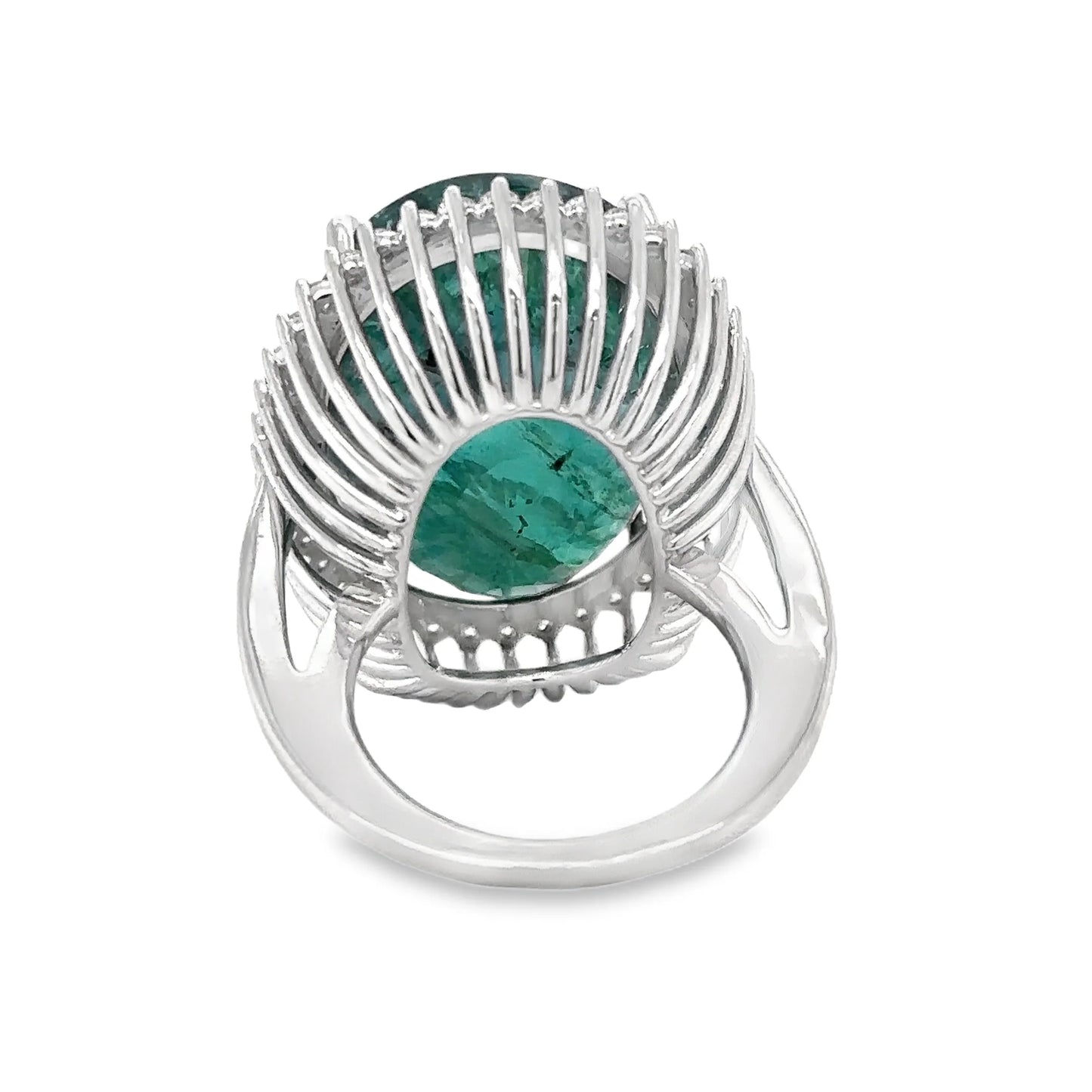 14KT WHITE GOLD EMERALD AND DIAMONDS RING