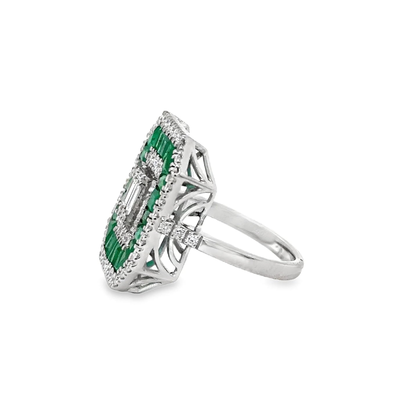14KT WHITE GOLD EMERALD AND DIAMONDS RING