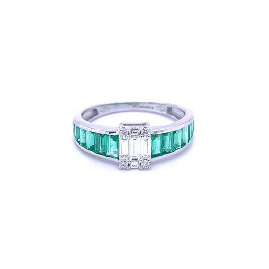 14KT WHITE GOLD EMERALD WITH DIAMONDS RING