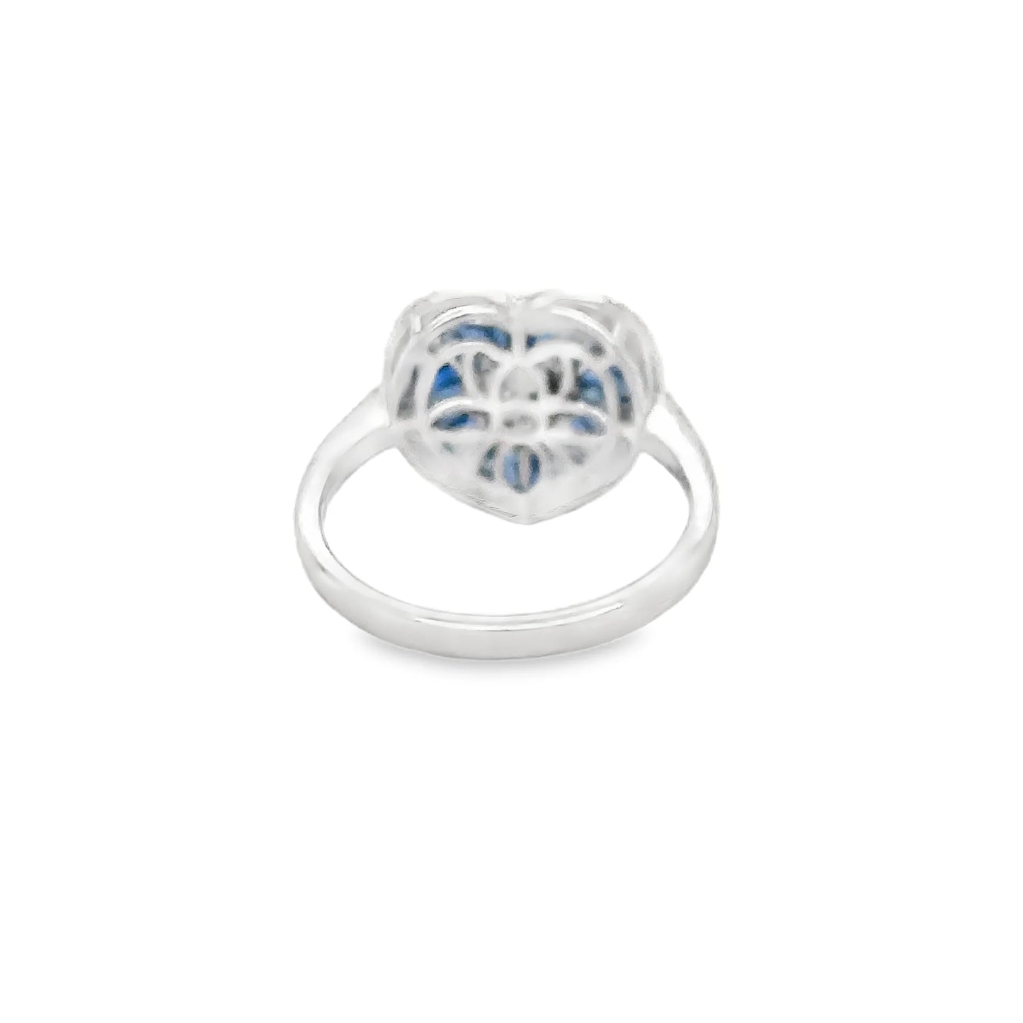 14KT WHITE GOLD SAPPHIRE AND DIAMONDS HEART RING