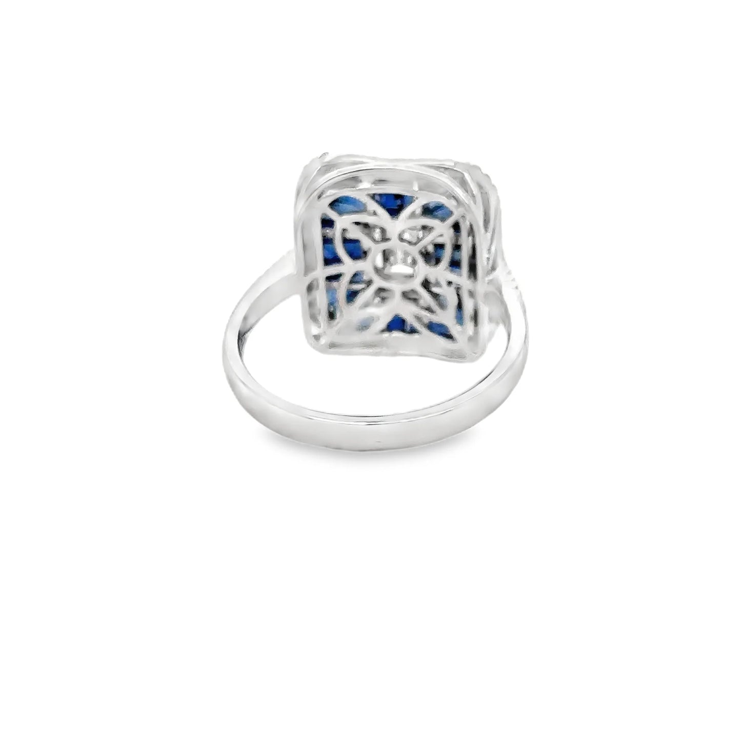 14KT WHITE GOLD SAPPHIRE AND DIAMONDS RING
