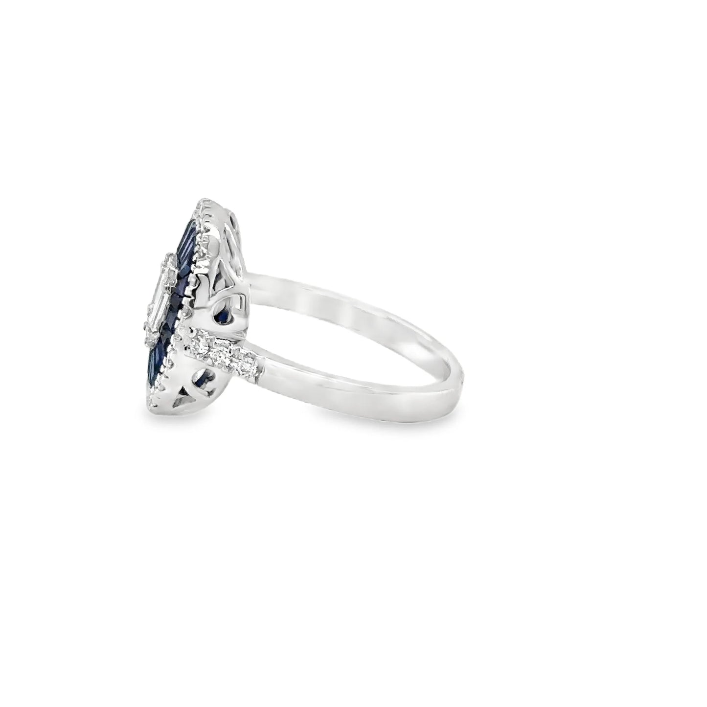 14KT WHITE GOLD SAPPHIRE AND DIAMONDS RING