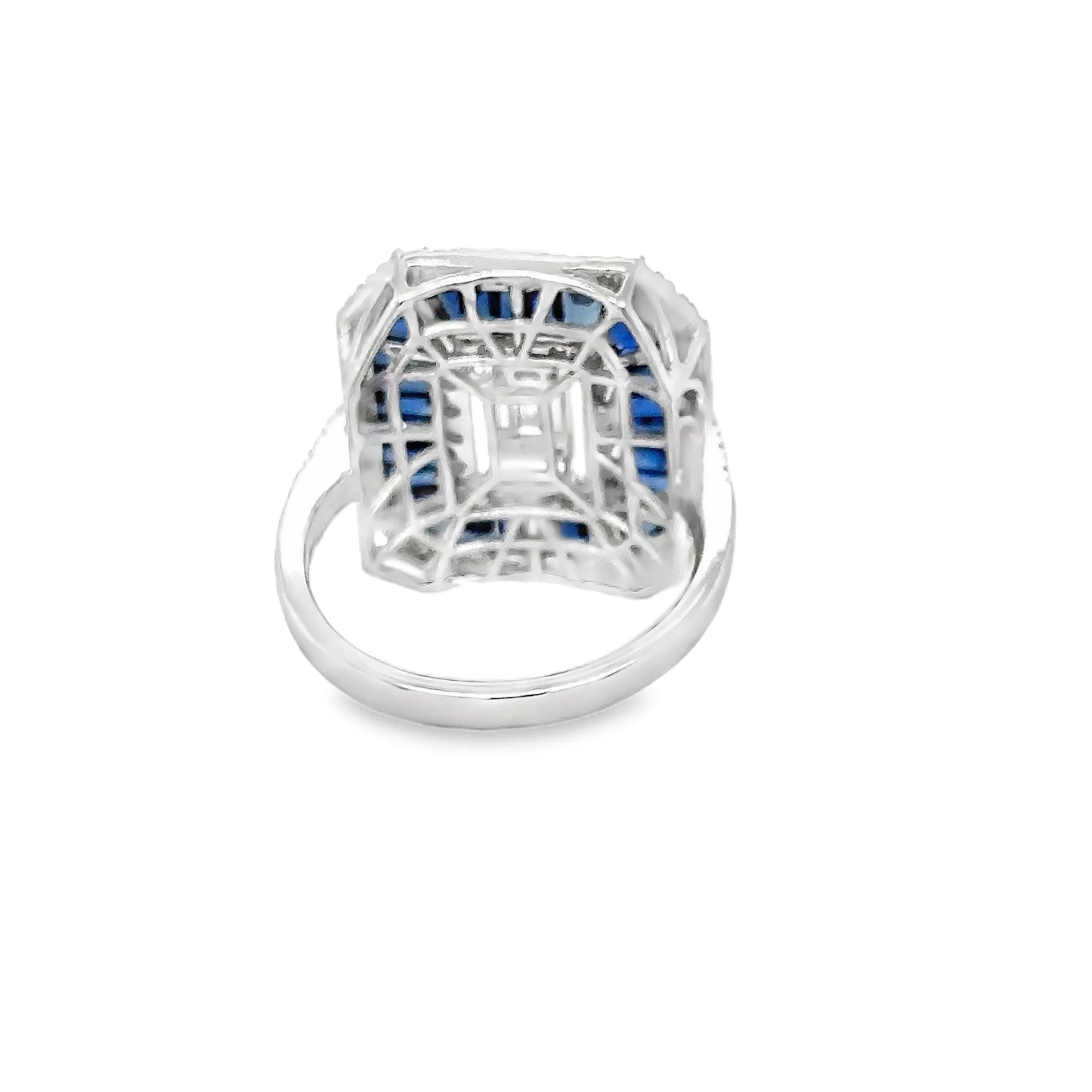 14KT WHITE GOLD SAPPHIRE AND DIAMONDS RING