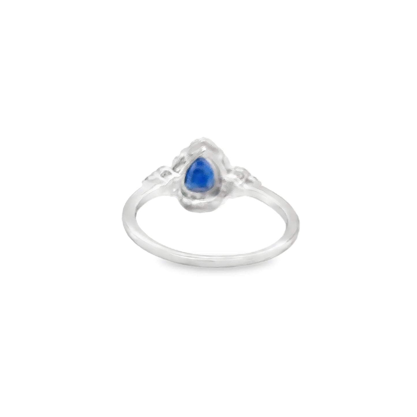 14KT WHITE GOLD SAPPHIRE AND DIAMONDS RING