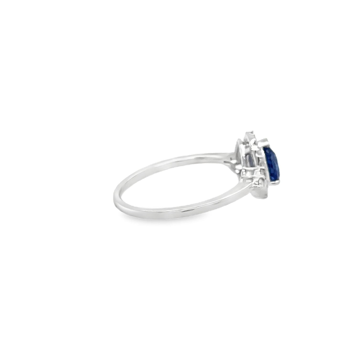 14KT WHITE GOLD SAPPHIRE AND DIAMONDS RING
