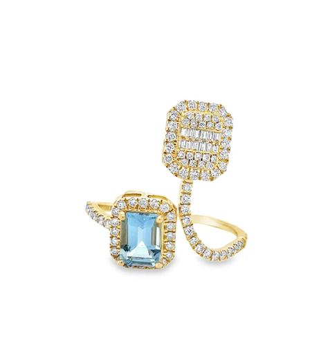 14KT YELLOW GOLD AQUAMARINE RING WITH DIAMONDS