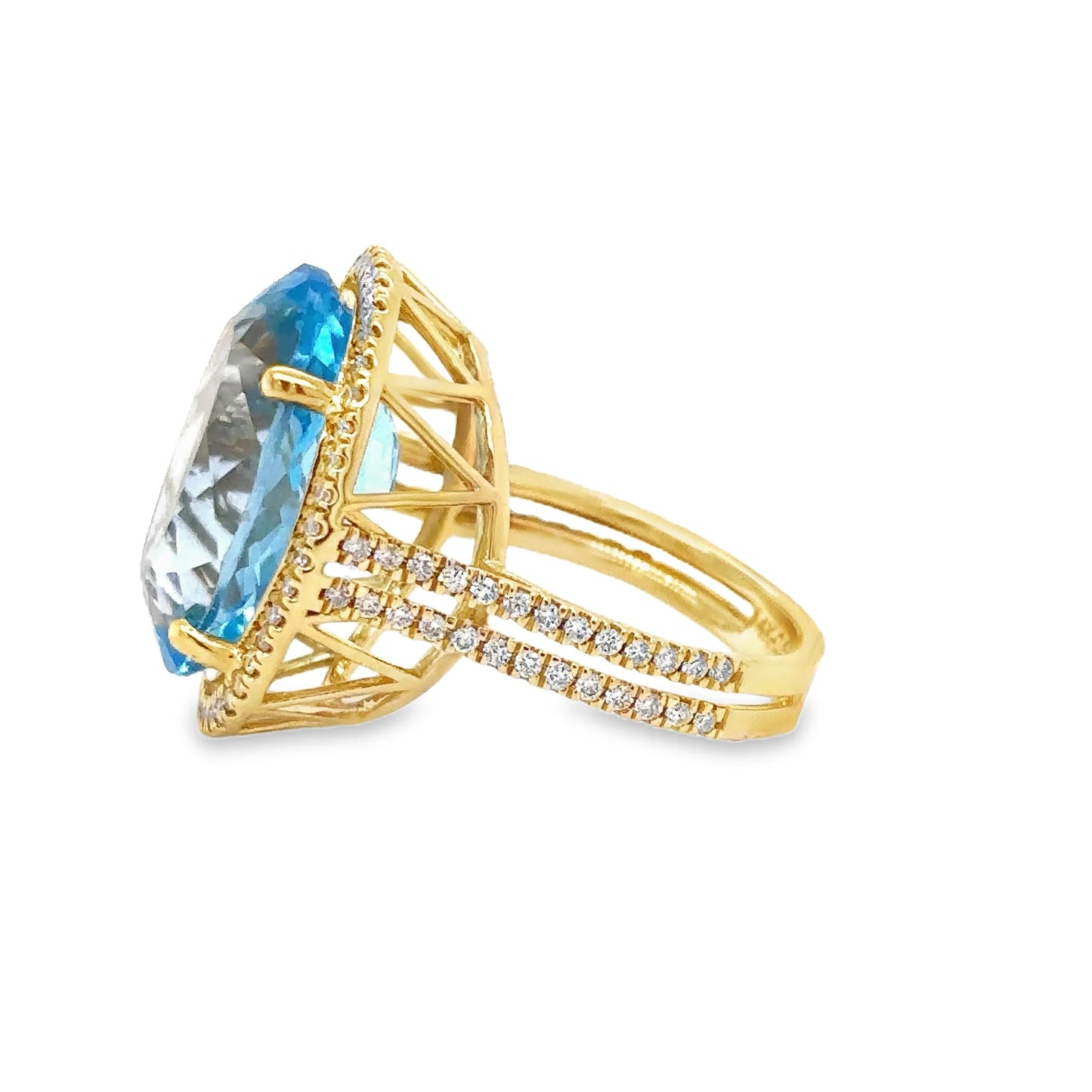 14KT YELLOW GOLD BLUE TOPAZ AND DIAMONDS RING