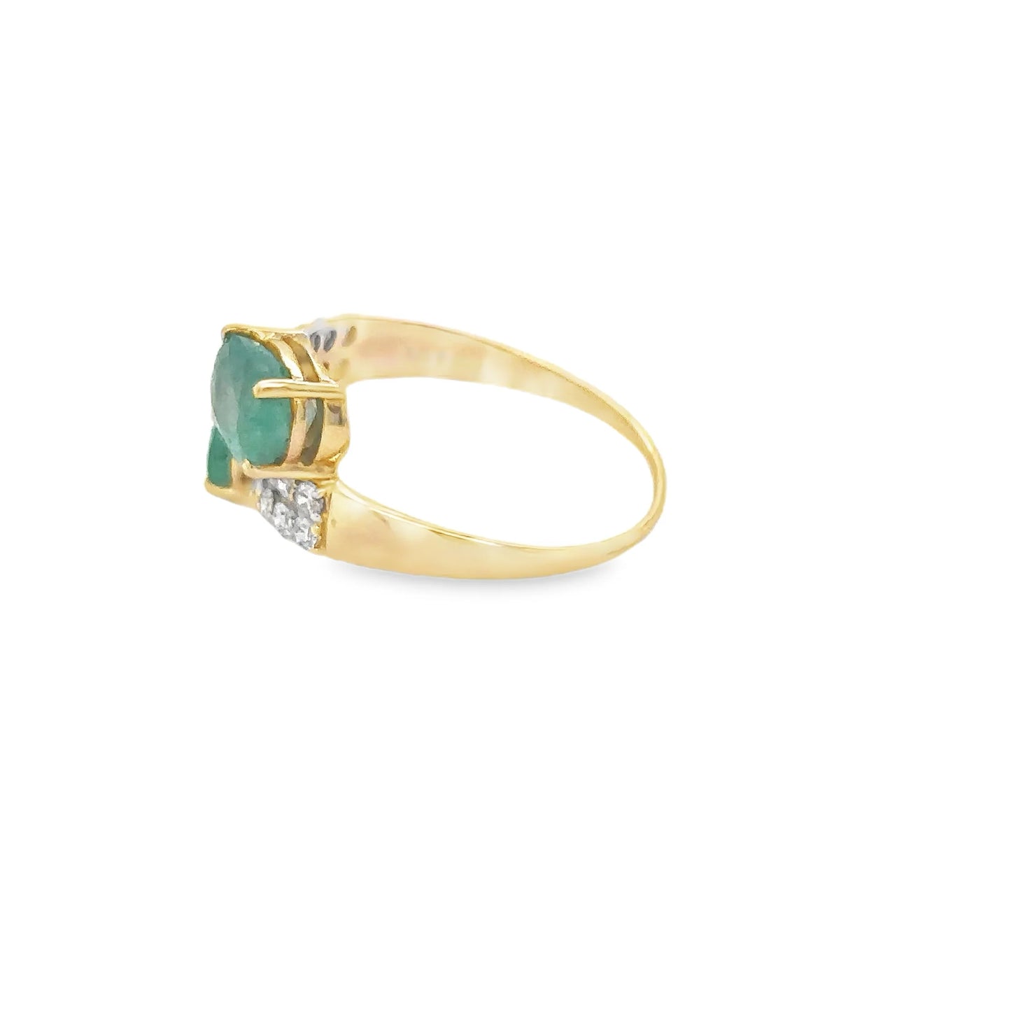14KT YELLOW GOLD EMERALD AND DIAMOND RING