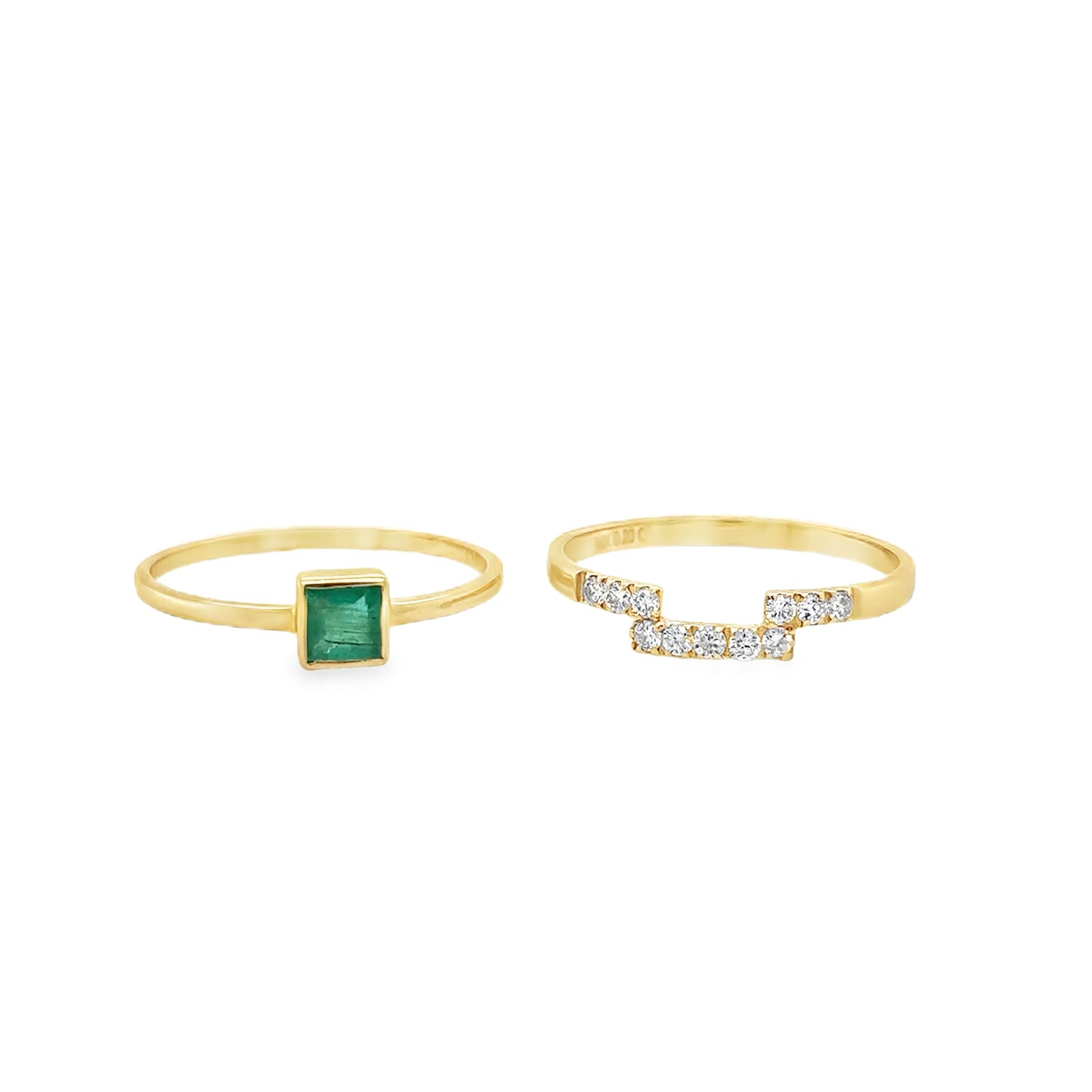 14KT YELLOW GOLD EMERALD AND DIAMONDS RING