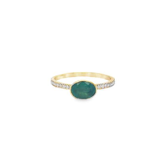 14KT YELLOW GOLD EMERALD AND DIAMONDS RING