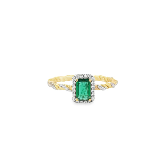 14KT YELLOW GOLD EMERALD AND DIAMONDS RING