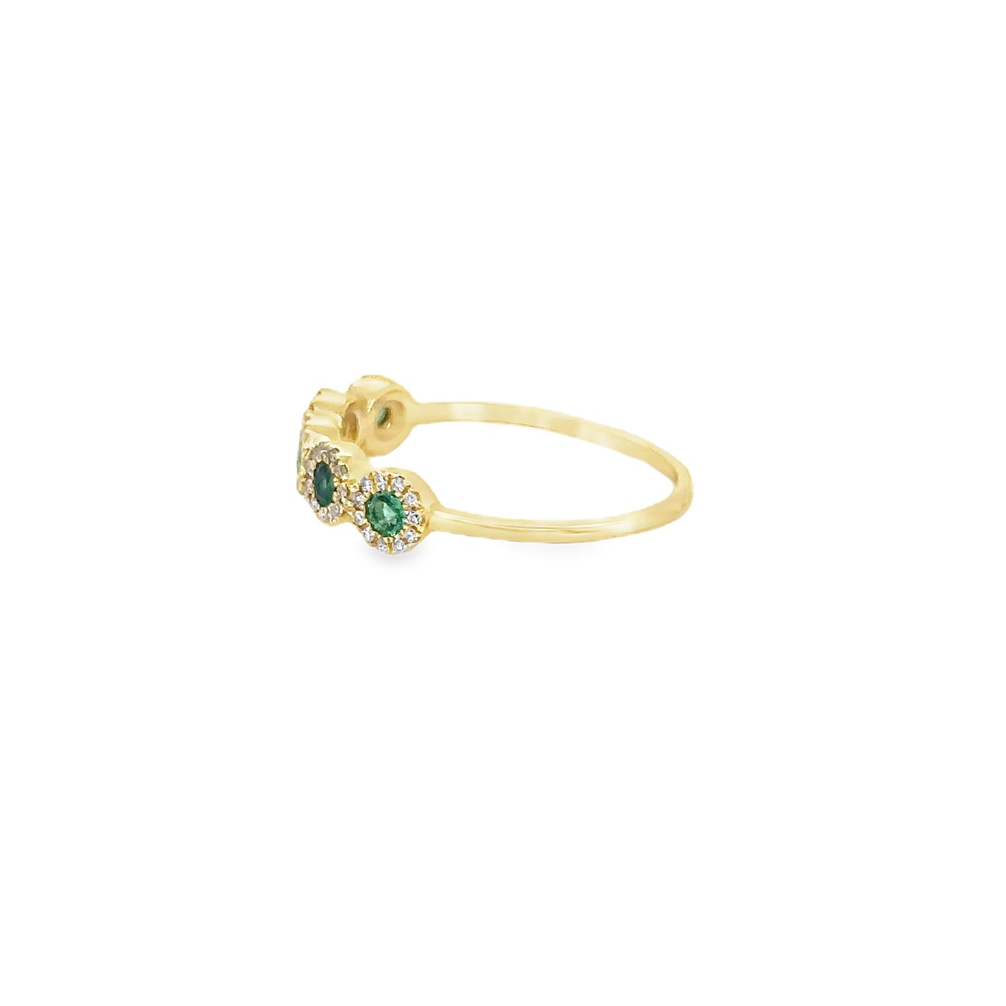 14KT YELLOW GOLD EMERALD AND DIAMONDS RING