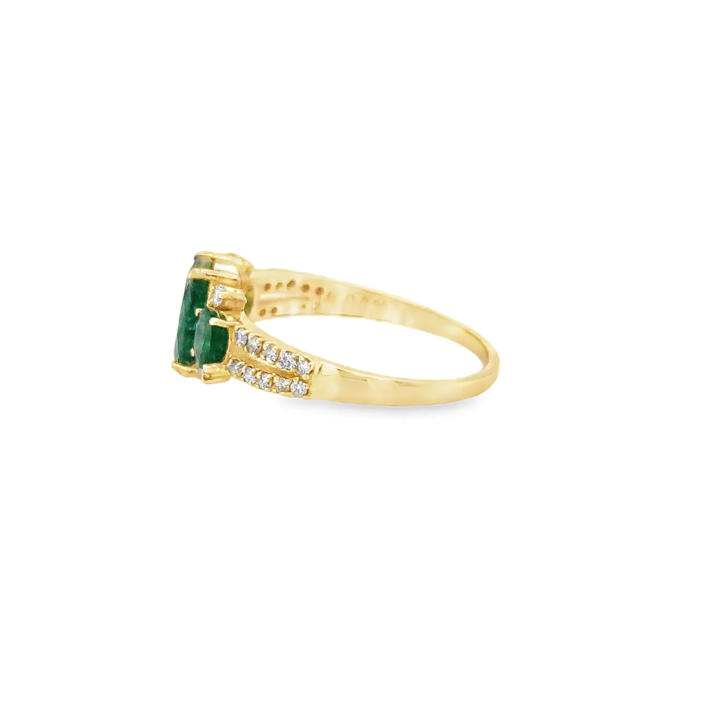 14KT YELLOW GOLD EMERALD AND DIAMONDS RING