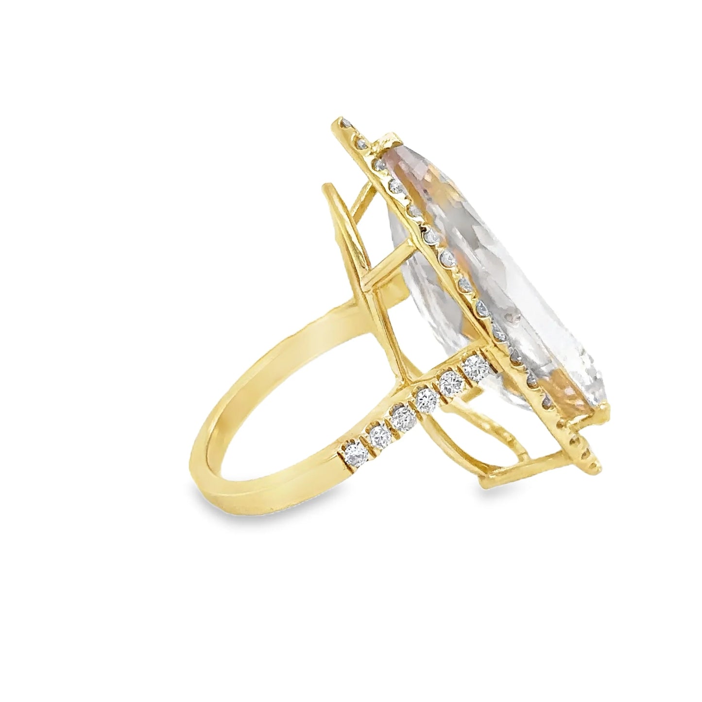 14KT YELLOW GOLD MORGANITE AND DIAMONDS RING
